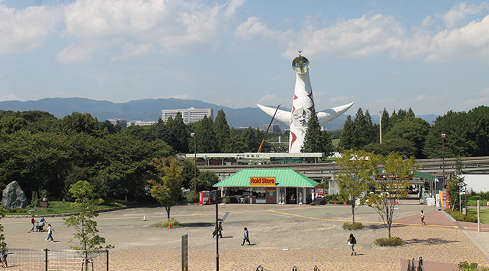 【万博記念公園】大阪モノレール「柴原阪大前駅」から4駅